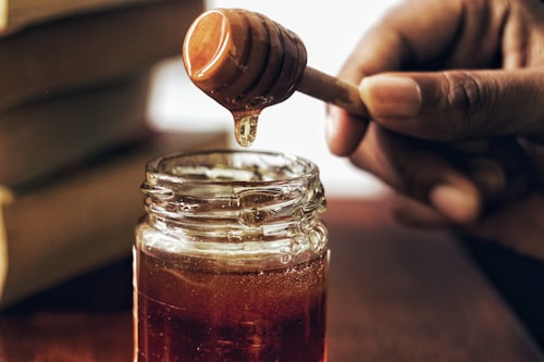 Manuka honey jar